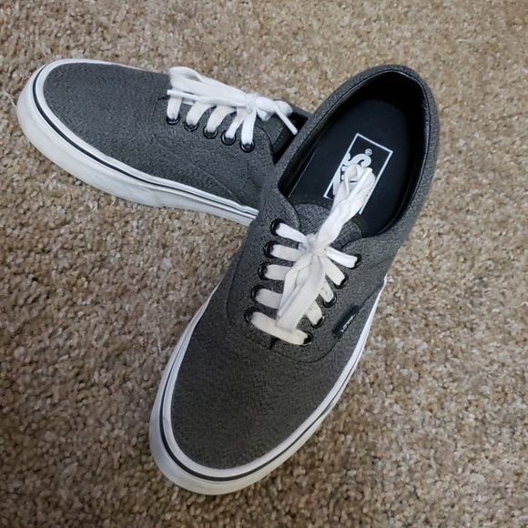 Vans (men's) - Picture 5 of 10